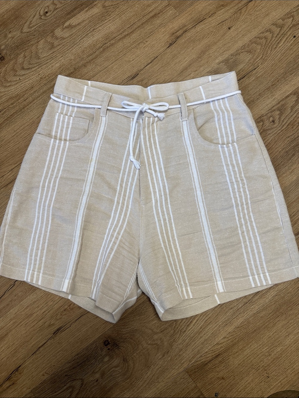 Paradised Cotton Shorts Size M NWOT